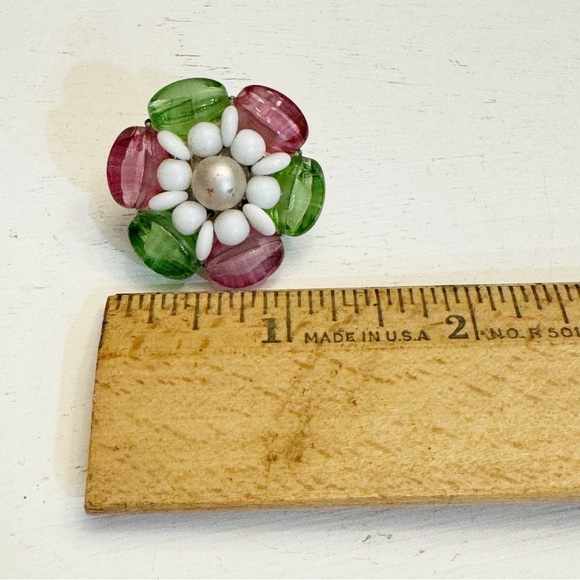 Germany Glass & Milk Glass Cluster Clip On Earrings Vintage - Picture 7 of 7